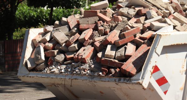 Bauschutt entsorgen bei Sanierung